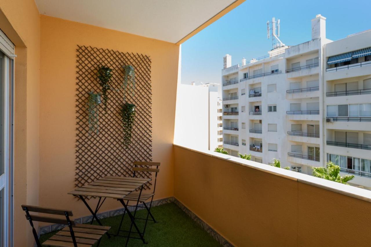 1Br Infante Flat In Quarteira By Lovelystay Exterior photo